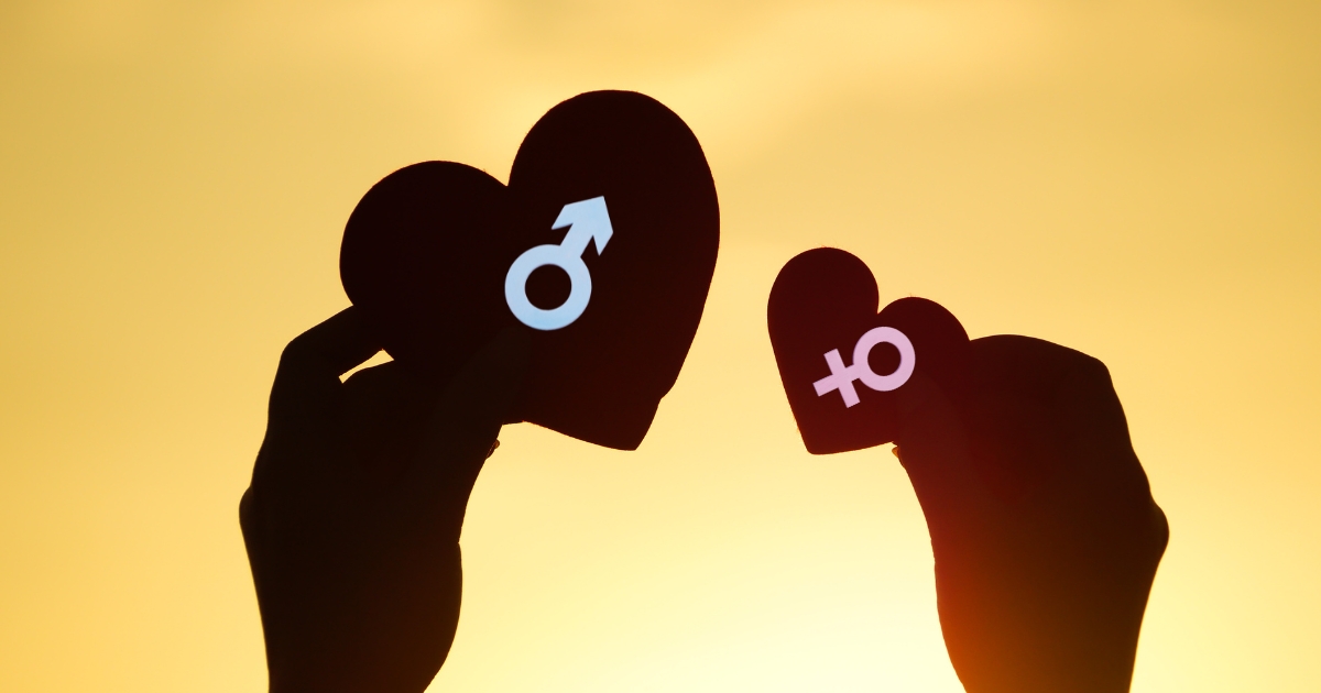 Do Men And Women Show Love Differently