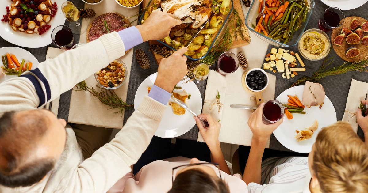 In content - Should You Bring Your Date To Meet The Family Over The Holidays - Mature Singles Finding Love In content - Should You Bring Your Date To Meet The Family Over The Holidays