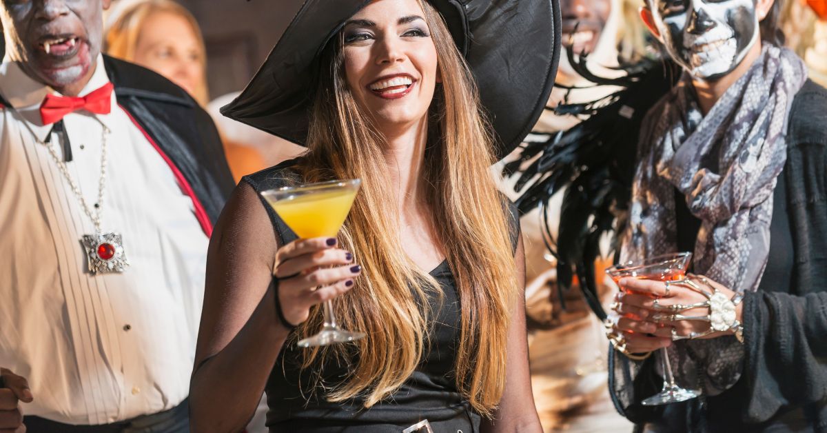 In-content_Feeling Sexy_ Top Halloween Costumes For Mature Singles