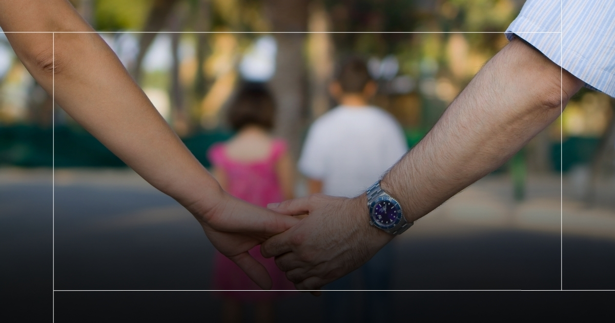 When Should You Introduce Your Kids To Your New Partner - Mature Singles Finding Love Want to know what the best time in a new relationship is to introduce your kids? Click to explore what timing is best to introduce your children.