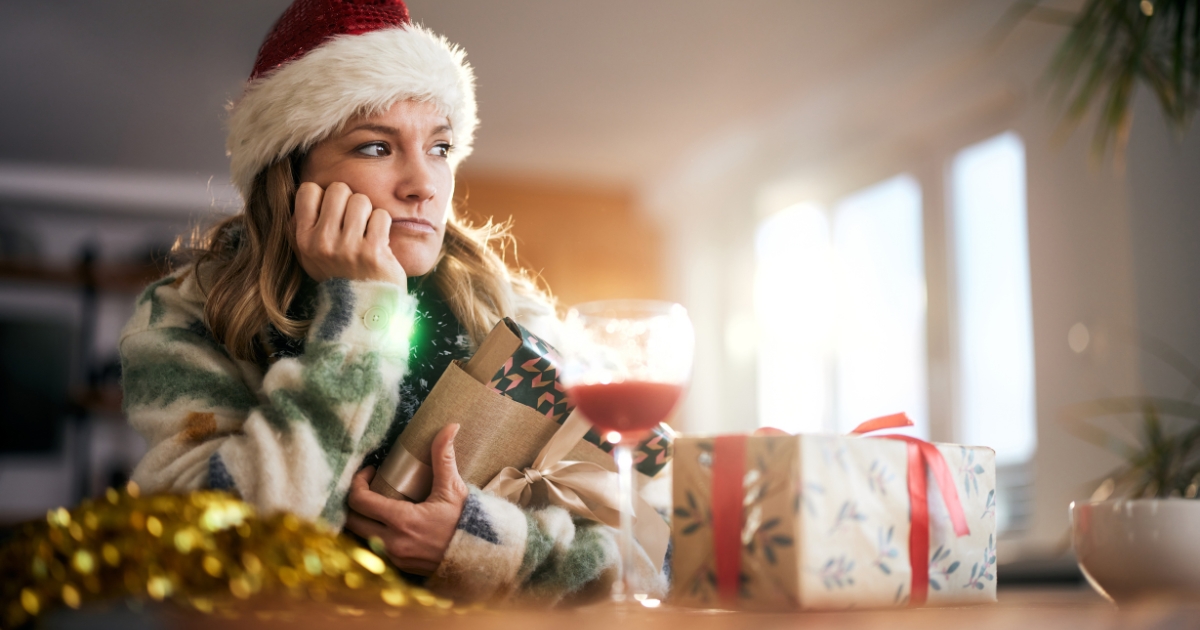 Why Do Some People Feel More Alone During The Holidays - Mature Singles Finding Love Why Do Some People Feel More Alone During The Holidays